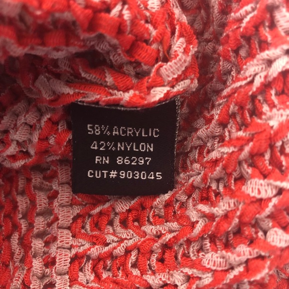 BCBGMAXAZRIA Red Dolman Sleeve Sweater Size Medium - Picture 5 of 8
